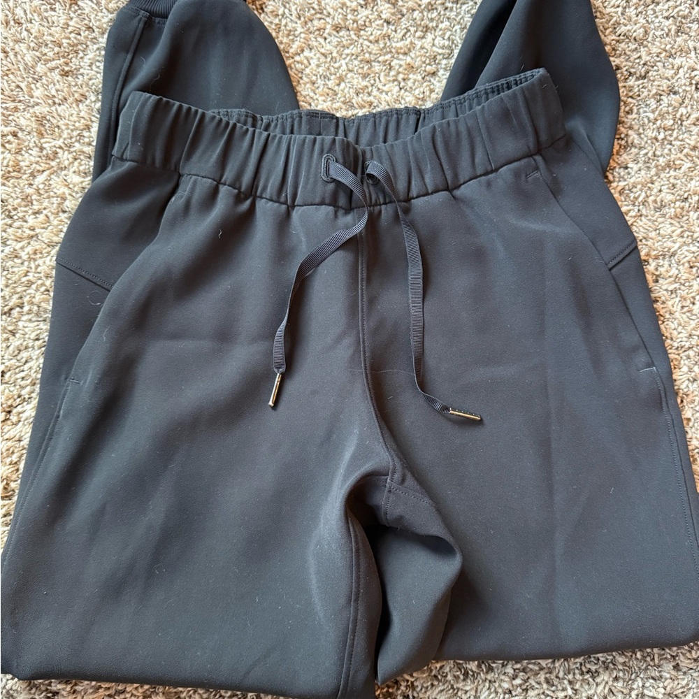 Lululemon black Jogger Pants